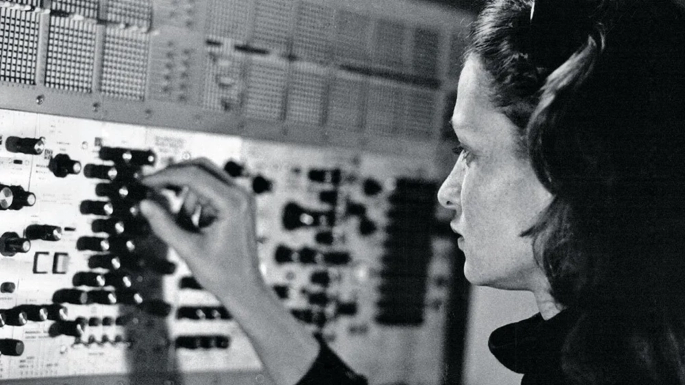 Musique Concrète (noise music)